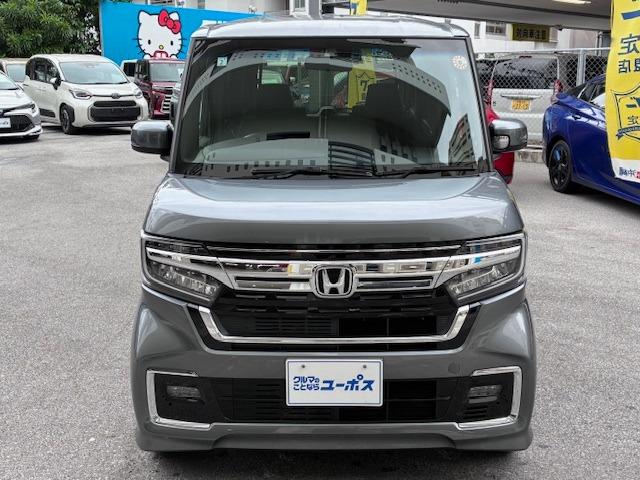 「日本にベストな新しいのりものを創造したい」という思いを込めた軽乗用車「Ｎ」シリーズの第一弾モデル「Ｎ　ＢＯＸ」のエアロパーツをセットにした「Ｎ　ＢＯＸカスタム」。