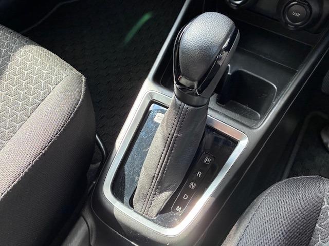 スイフト ハイブリッドＭＬ　ＯＰ５保証対象車　全方位モニター　Ｐａｎａｓｏｎｉｃナビ　ＬＥＤヘッドライト　デュアルカメラブレーキ（28枚目）