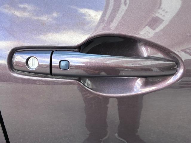 スイフト ハイブリッドＭＬ　ＯＰ５保証対象車　全方位モニター　Ｐａｎａｓｏｎｉｃナビ　ＬＥＤヘッドライト　デュアルカメラブレーキ（46枚目）