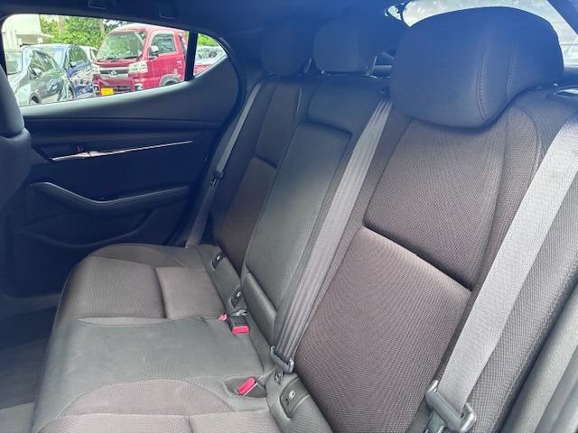 先進安全技術「ｉ‐ＡＣＴＩＶＳＥＮＳＥ」で使用しているセンサーやレーダー、カメラからの情報を連携させることで、各技術間の協調制御の精度や性能を向上させた