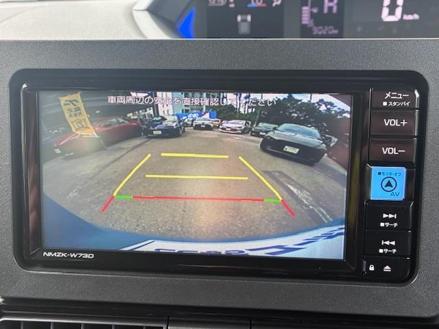 バックカメラ搭載