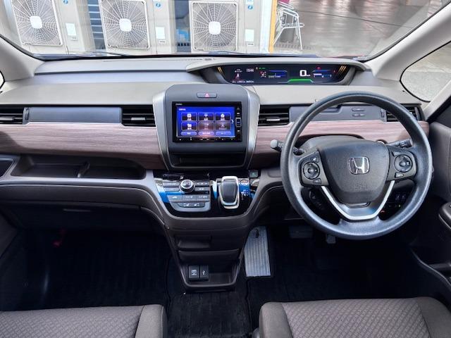 フリードハイブリッド ハイブリッド・Ｇホンダセンシング　純正ナビ　バックモニター　両側パワースライドドア　ＬＥＤヘッドライト　前後ドラレコ（10枚目）