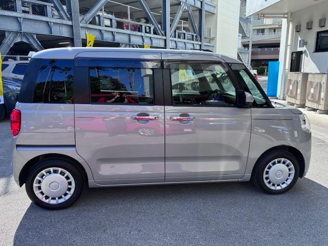 エクステリアは、ムーヴ　キャンバスの特長であるスマイルフェイスをベース