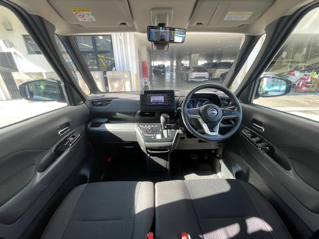 �L��������֗��ŉ��K�Ȏg������A���芴�̂��鑖�s���\�Ȃǂ͂��̂܂܂ɁA���S����������ɏ[��������