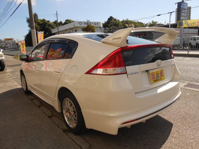 インサイト Ｌ　☆委託販売☆メモリーナビ☆☆ワンセグ☆ＤＶＤ☆バックカメラ☆ＥＴＣ☆格納ミラー☆ウインカーミラー☆キーレス☆アイドリングストップ☆ＨＩＤ☆フォグランプ☆シートリフター☆ハイブリッド車☆（4枚目）