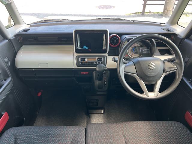 車を運転する際には運転席の存在は欠かせません。なのでしっかりとチェックしたいポイントですね。
