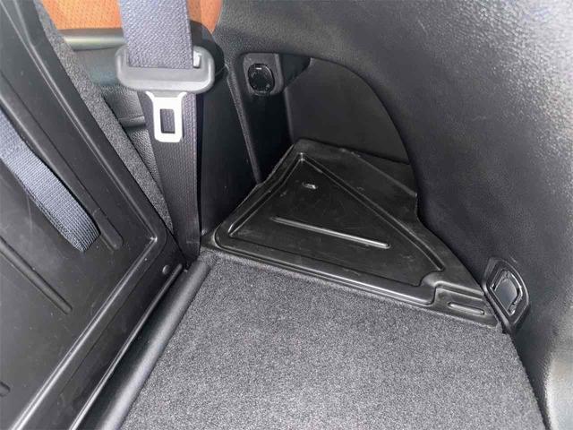 エクシーガクロスオーバー７ ２．５ｉアイサイト　４ＷＤ　ＥＴＣ　バックカメラ　クリアランスソナー　オートクルーズコントロール　パワーシート　衝突被害軽減システム　ナビ　ＴＶ　ＨＩＤ　ヘッドライトウォッシャー　アルミホイール　スマートキー（38枚目）