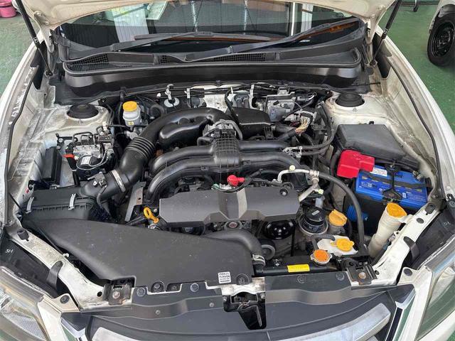 エクシーガクロスオーバー７ ２．５ｉアイサイト　４ＷＤ　ＥＴＣ　バックカメラ　クリアランスソナー　オートクルーズコントロール　パワーシート　衝突被害軽減システム　ナビ　ＴＶ　ＨＩＤ　ヘッドライトウォッシャー　アルミホイール　スマートキー（42枚目）