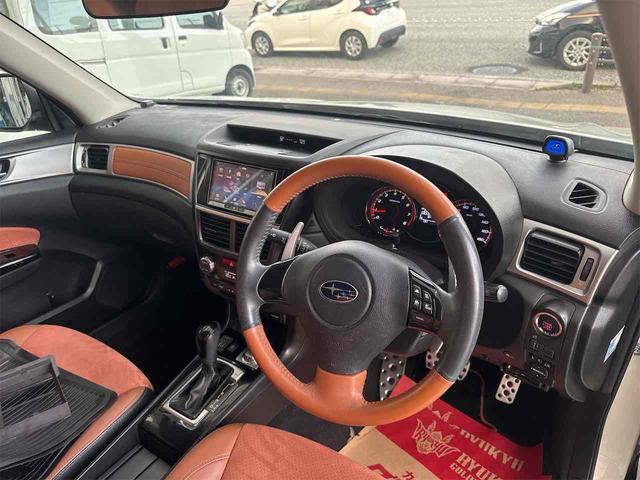 エクシーガクロスオーバー７ ２．５ｉアイサイト　４ＷＤ　ＥＴＣ　バックカメラ　クリアランスソナー　オートクルーズコントロール　パワーシート　衝突被害軽減システム　ナビ　ＴＶ　ＨＩＤ　ヘッドライトウォッシャー　アルミホイール　スマートキー（44枚目）