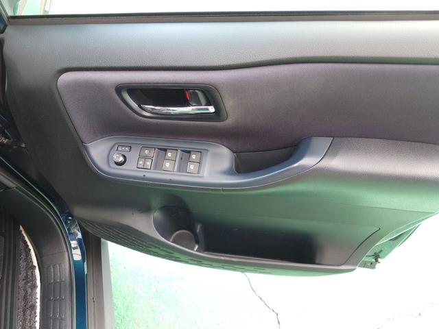 ヴォクシー ZS 煌II バックカメラ ナビ TV レーンアシスト 衝突被害軽減システム 両側電動スライドドア オートマチックハイビーム オートライト LEDヘッドランプ スマートキー アイドリングストップ 後席モニター(35枚目)