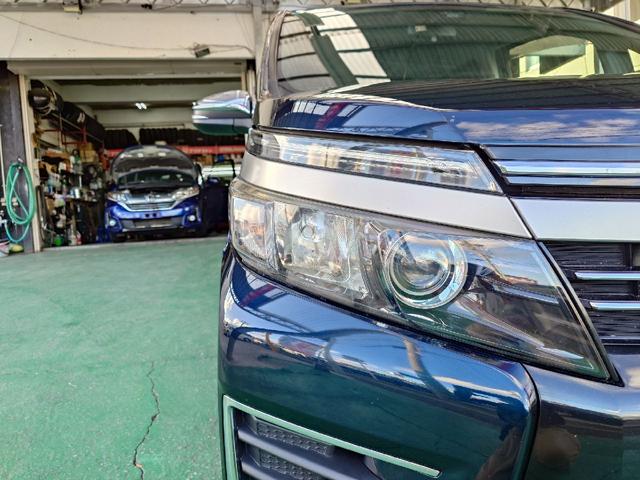 ヴォクシー ZS 煌II バックカメラ ナビ TV レーンアシスト 衝突被害軽減システム 両側電動スライドドア オートマチックハイビーム オートライト LEDヘッドランプ スマートキー アイドリングストップ 後席モニター(65枚目)