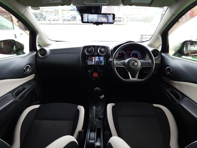毎回座るフロントシート。運転席は必ず使用する部分ですので、座り心地が重要です！