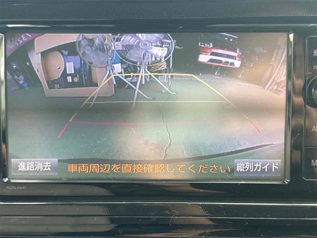 バックカメラ装備。駐車が苦手な方には欠かせません。