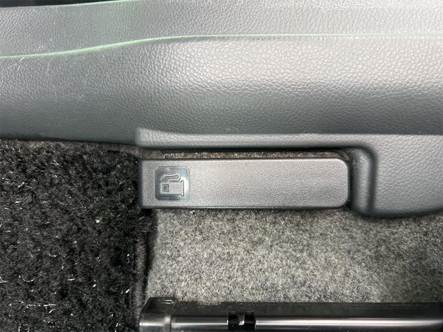 この度は当店のお車をご覧になっていただき、誠にありがとうございます。ぜひじっくりとご検討下さい。気軽にお問合せ・お見積りお待ちしております。