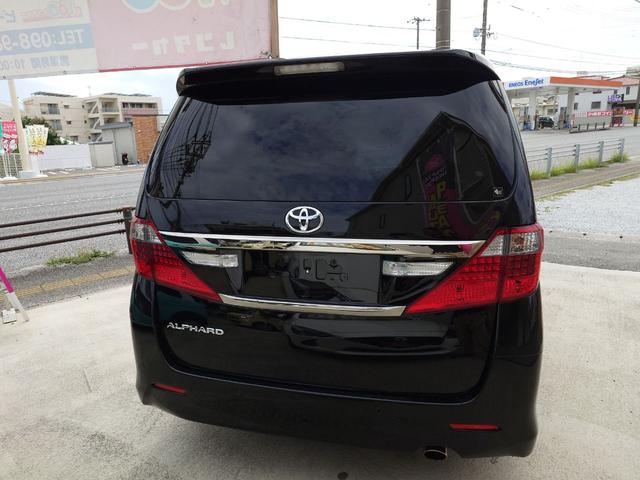 アルファード ２４０Ｓ　タイプゴールド　ＥＴＣ　ナビ　ＴＶ　クリアランスソナー　オートクルーズコントロール　両側電動スライドドア　オートライト　ＨＩＤ　電動リアゲート　スマートキー　電動格納ミラー　後席モニター　３列シート　オットマン（26枚目）