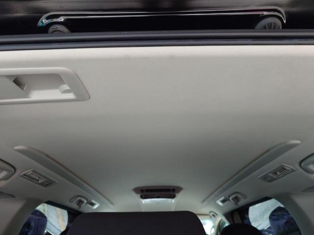 アルファード ２４０Ｓ　タイプゴールド　ＥＴＣ　ナビ　ＴＶ　クリアランスソナー　オートクルーズコントロール　両側電動スライドドア　オートライト　ＨＩＤ　電動リアゲート　スマートキー　電動格納ミラー　後席モニター　３列シート　オットマン（73枚目）