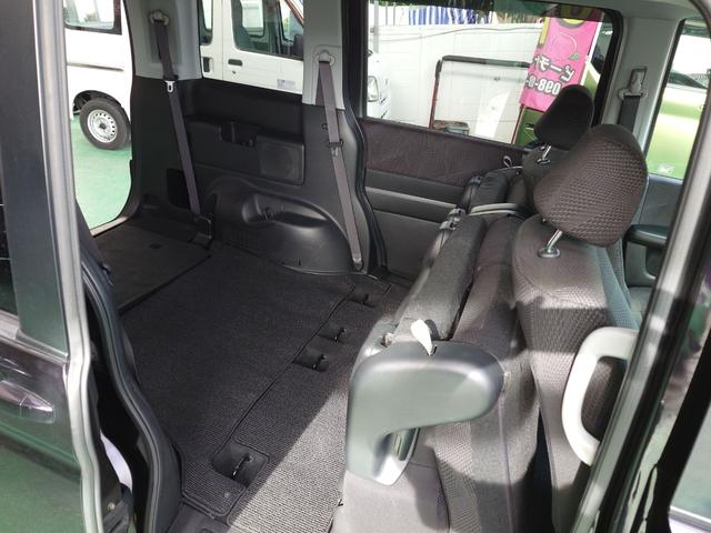 ステップワゴンスパーダ Ｚ　ＥＴＣ　ＴＶ　両側電動スライドドア　ＨＩＤ　スマートキー　電動格納ミラー　３列シート　ウォークスルー　ＣＶＴ　アルミホイール　盗難防止システム　衝突安全ボディ　ＡＢＳ　ＥＳＣ　エアコン（10枚目）