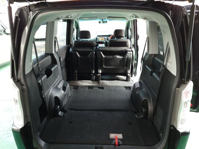 ステップワゴンスパーダ Ｚ　ＥＴＣ　ＴＶ　両側電動スライドドア　ＨＩＤ　スマートキー　電動格納ミラー　３列シート　ウォークスルー　ＣＶＴ　アルミホイール　盗難防止システム　衝突安全ボディ　ＡＢＳ　ＥＳＣ　エアコン（23枚目）