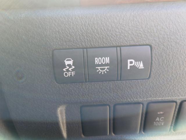 【コーナーセンサー】駐車時など障害物をセンサーが察知しアラームで教えてくれます！あると便利な装備です☆