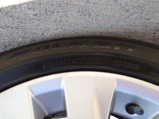 この度は当店のお車をご覧になっていただき、誠にありがとうございます。ぜひじっくりとご検討下さい。気軽にお問合せ・お見積りお待ちしております。