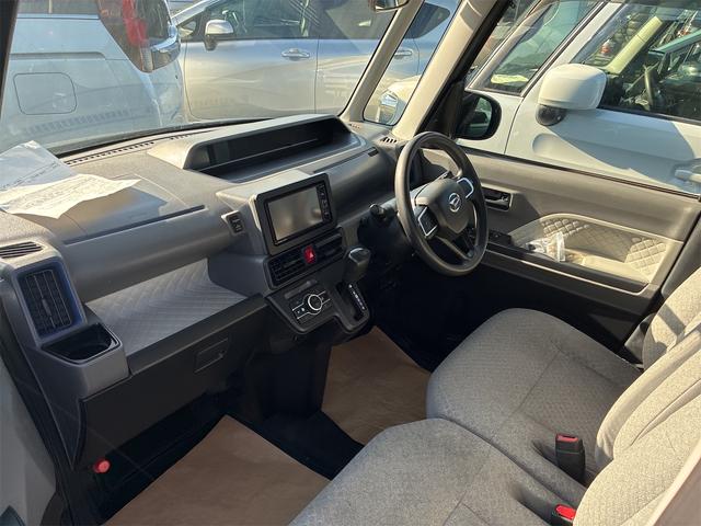 タント Ｘセレクション　キーレスエントリー　スマートキー　アイドリングストップ　クリアランスソナー　オートライト　レーンアシスト　フルフラット　プッシュスタート