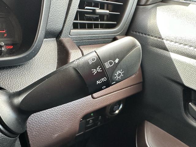 トール Ｘ　ＳＡＩＩ　フルセグＴＶ　Ｂｌｕｅｔｏｏｔｈ・ドライブレコーダー・バックカメラ・キーレスエントリー・スマートキー・ＣＤ・ＤＶＤ・ベンチシート・フルフラット・ウォークスルー・オートライト・クリアランスソナー（43枚目）