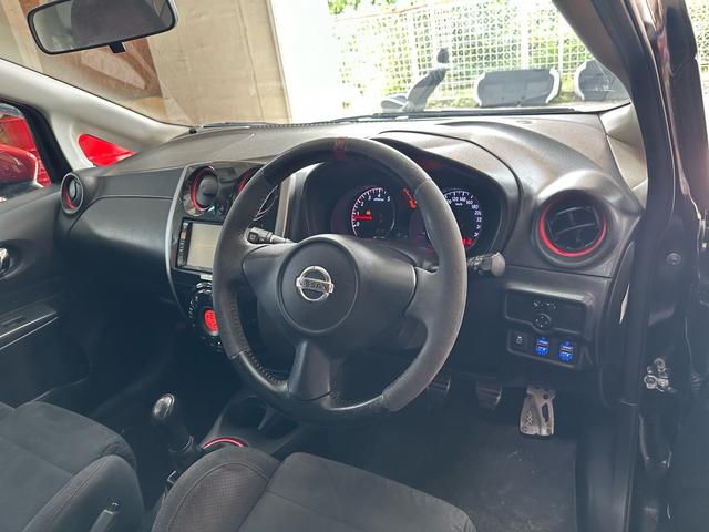 ノート ニスモ S 5MT、CD、DVD、ミュージックサーバー、Bluetooth、フルセグTV、バックカメラ、SDナビ、ETC(27枚目)