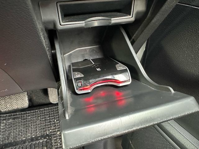 ヴェルファイア 2.4Z フリップダウンモニター、CD、DVD、ミュージックサーバー、フルセグTV、バックカメラ、HDDナビ、クリアランスソナー(41枚目)