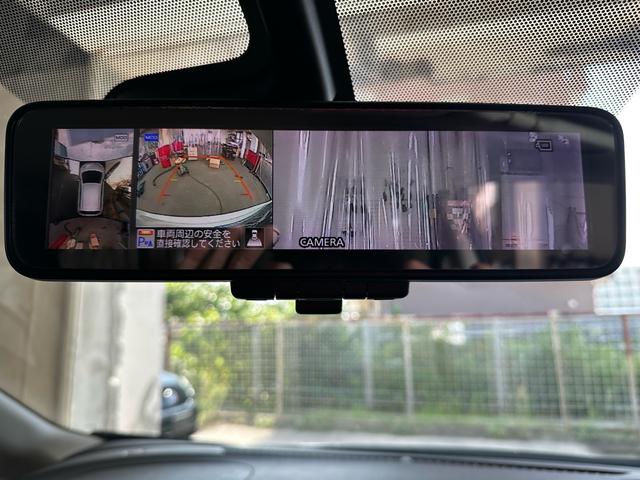 全周囲カメラはルームミラーで確認できます！