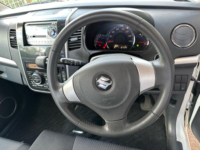 ワゴンＲスティングレー Ｘ（24枚目）