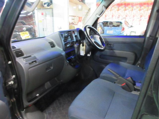 ピクシスバン クルーズターボ４ＷＤ　４ＷＤ本土より良質な仕入がメインなので安心！在庫もそろえてお待ちしてます！さらに！全国より取り寄せ可能、注文販売行っております。（18枚目）