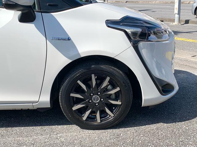 シエンタ ハイブリッドG クエロ 特別仕様車・レザーシート・後席モニター・全方位カメラ・前後ソナー・ナビ・TV・DVD・ブルートゥース・ナビ連動ETC・ドラレコ(前後カメラ)レーダークルーズ・レーンアシスト・シートヒーター(12枚目)