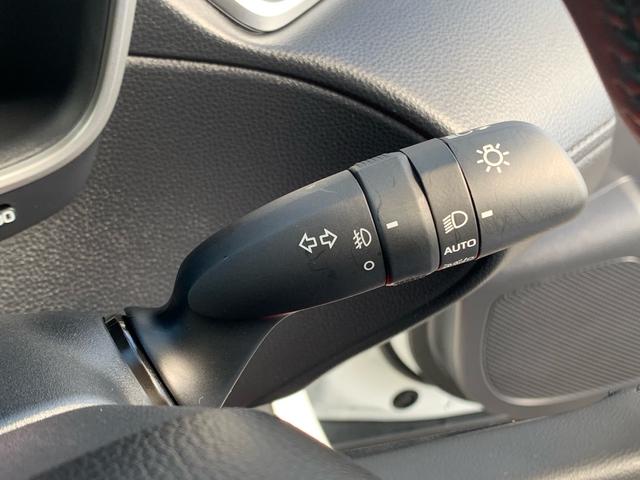 オートマチックハイビーム［ＡＨＢ］●コンライト（自動点灯＋消灯システム／ランプオートカットシステム）