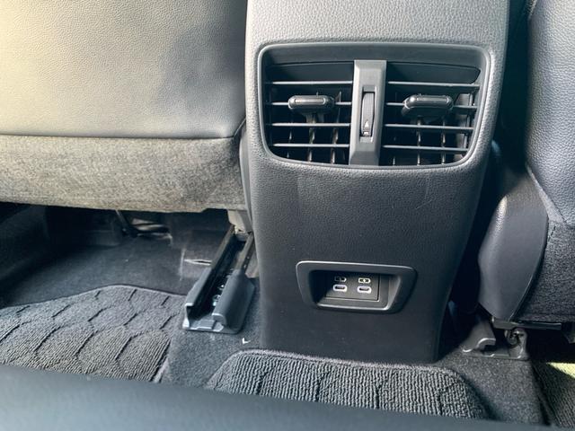 後席用エアコン・ＵＳＢ充電