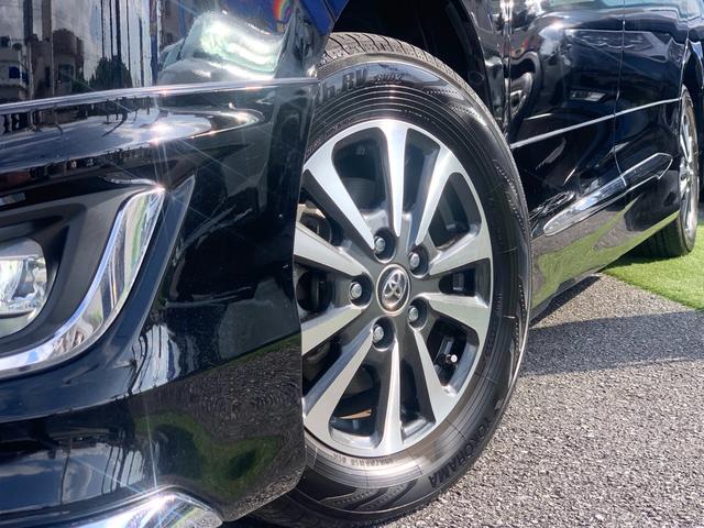 ハイブリッド専用、１５タイヤ＆６Ｊアルミホイール（切削光輝＋ダークグレーメタリック）　ＥＣＢ［電子制御ブレーキシステム］