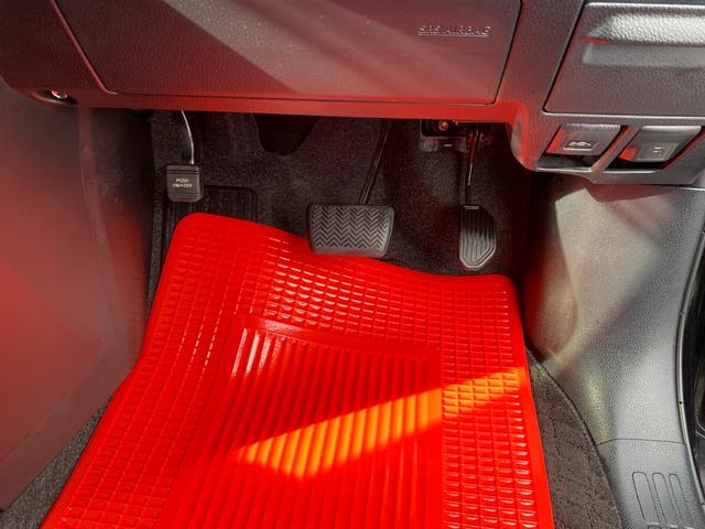 ＳＲＳエアバッグ（運転席・助手席）＋ＳＲＳニーエアバッグ（運転席）