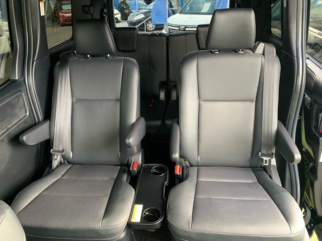 キャプテンシート（超ロングスライド＋リクライニング＋横スライド＋両側アームレスト付）折りたたみ式サイドテーブル（カップホルダー２個付）