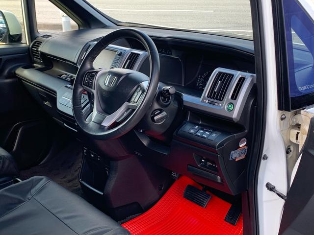 リアエンターテイメントシステム後席モニター・ナビ・ＴＶ・ＤＶＤ・ＵＳＢオーデオ