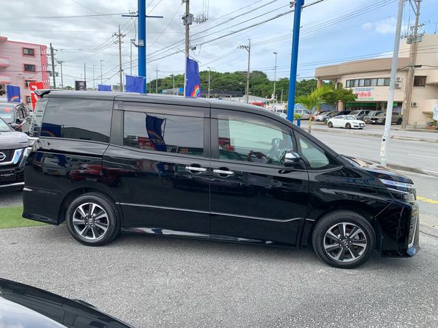 ヴォクシー ZS 煌III 10型ナビ・12型後席モニター・レザーシート・前後ソナー・パノラミックライブサウンドシステム・HDMI・TV・DVD・ブルートゥース・ドラレコ(前後カメラ)ETC・レーダークルーズ・レーンアシスト(13枚目)