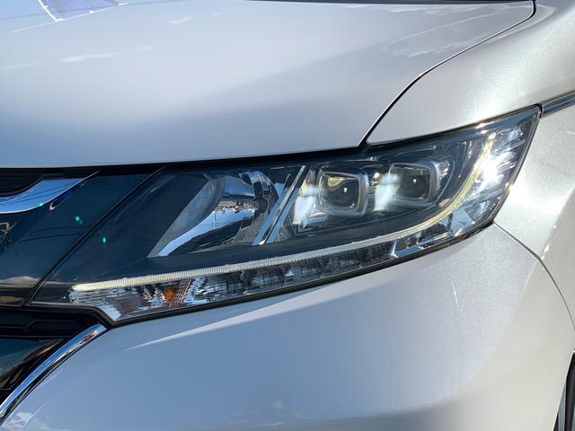 後期モデル、ＬＥＤヘッドライト（ロービーム、オートレベリング／オートライトコントロール機構付）＋ＬＥＤアクティブコーナリングライト