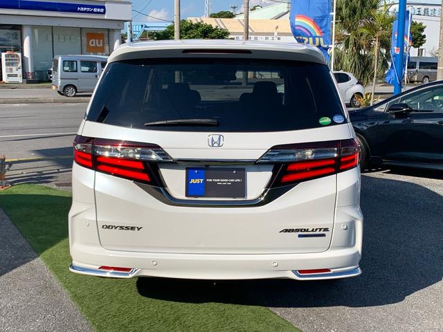 ●高熱線吸収／ＵＶカット機能付プライバシーガラス（リアドア／リアクォーター／テールゲート）