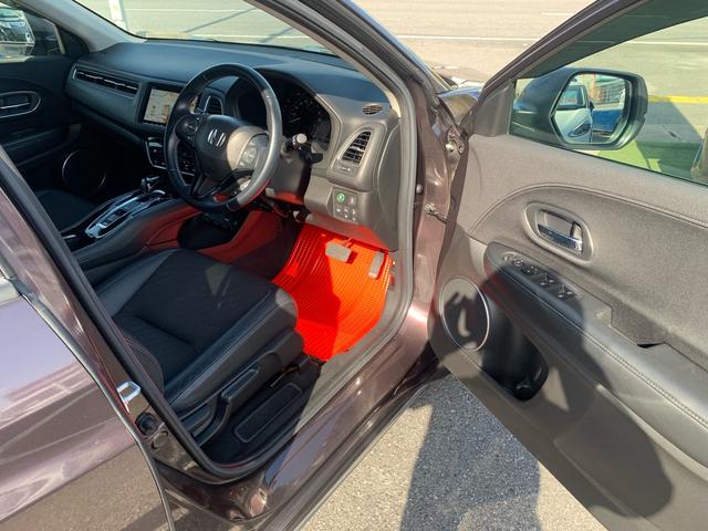 ８インチナビ（ＨＤＭＩ・ＴＶ・ＤＶＤ・Ｂｌｕｅｔｏｏｔｈオーディオ・ＵＳＢオーディオ・アップルカープレイ・ナビ連動ＥＴＣ）