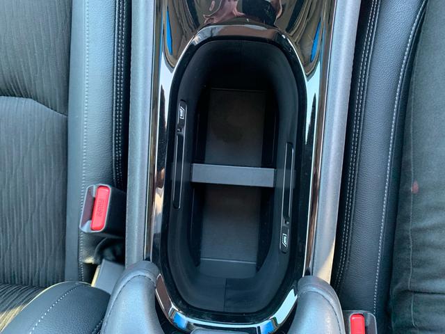 シュートボトルや長いボトルも入ります。