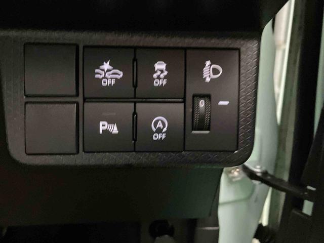 コーナーセンサー切替スイッチ、安全装備各スイッチ