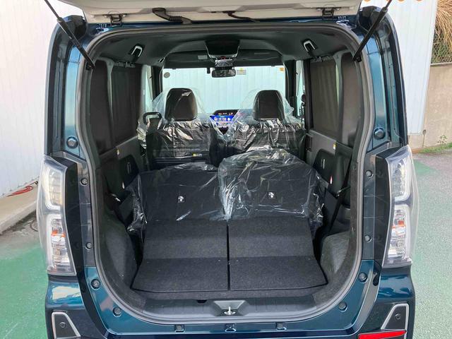 後ろのシート倒したシートアレンジ