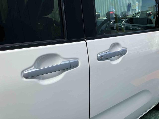 グリップタイプのドアハンドル