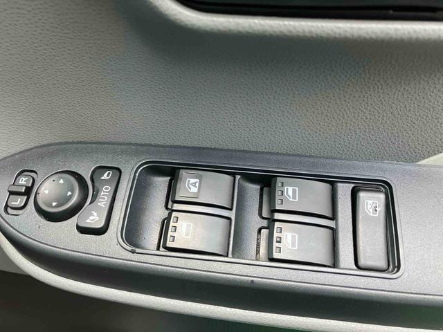 電動格納ドアミラー