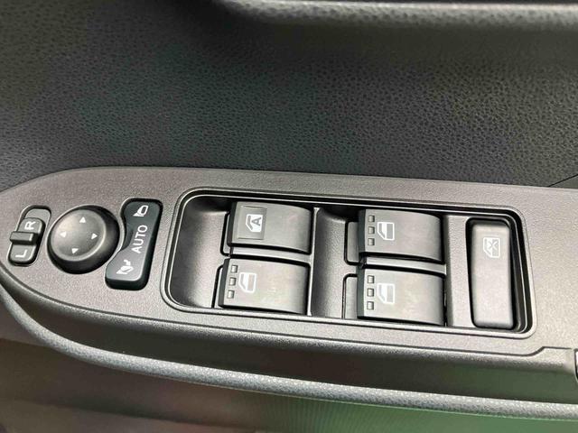 タント カスタムＸ（29枚目）