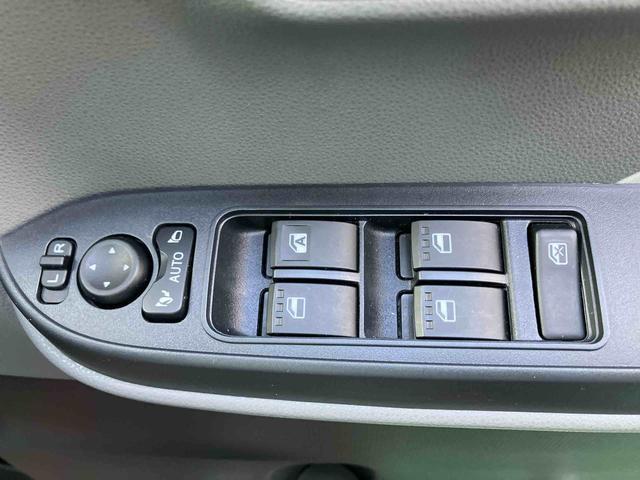 電動格納ドアミラー