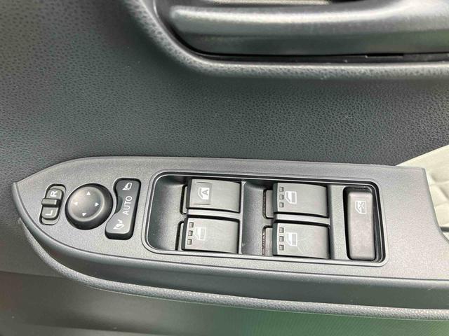 電動格納ドアミラー